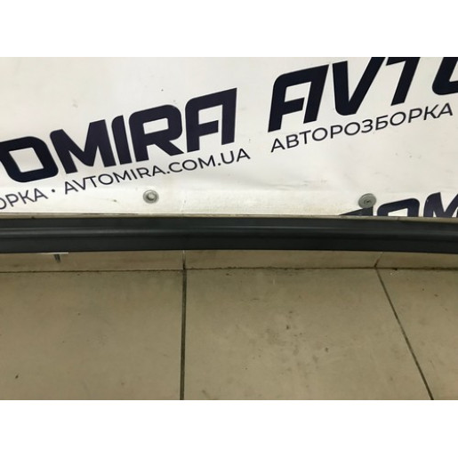 Рейлинг левый Opel Zafira B 2005-2011 13251279